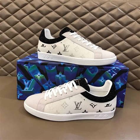 scarpe louis vuitton sneakers biancge|louis vuitton sneakers.